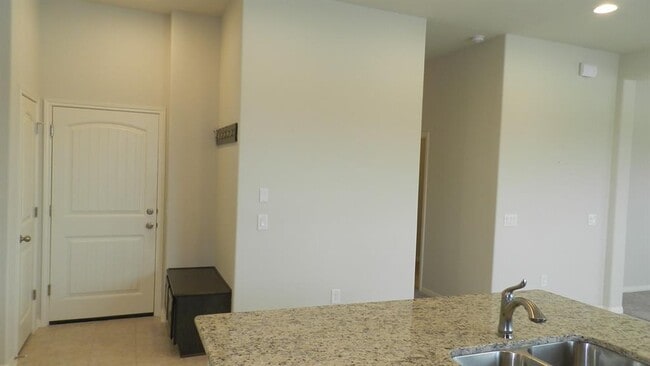 Building Photo - 12012 Reindeer Dr