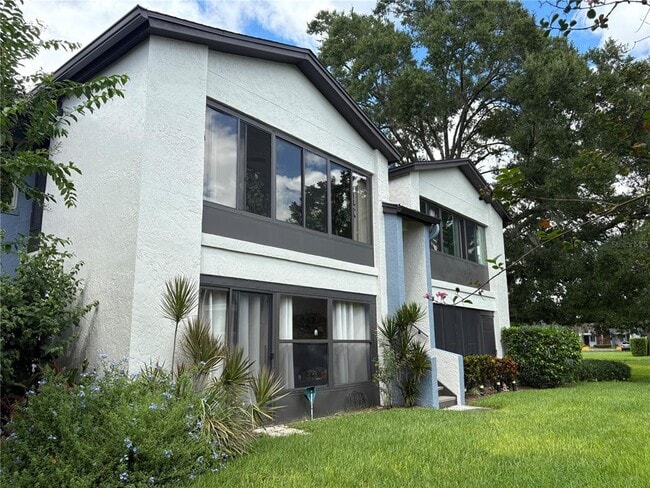 Building Photo - 1 Escondido Cir