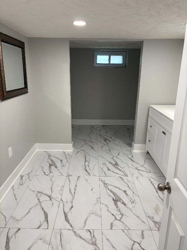 Building Photo - 1324 S 51st Ave
