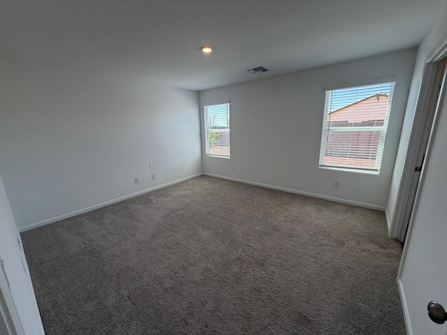 Building Photo - 1473 Jaycie Dr