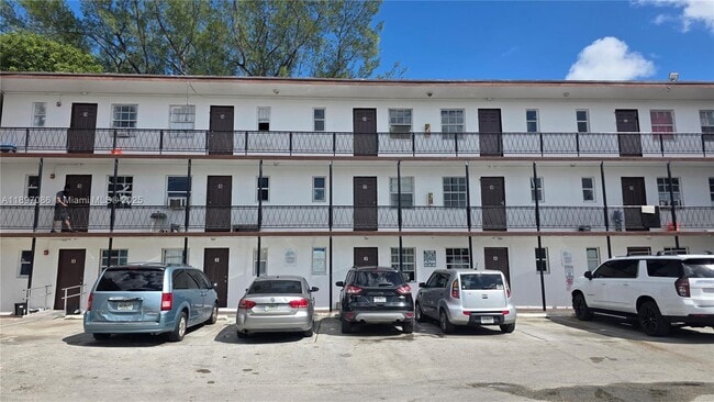 Primary Photo - 7001 NW 15th Ave