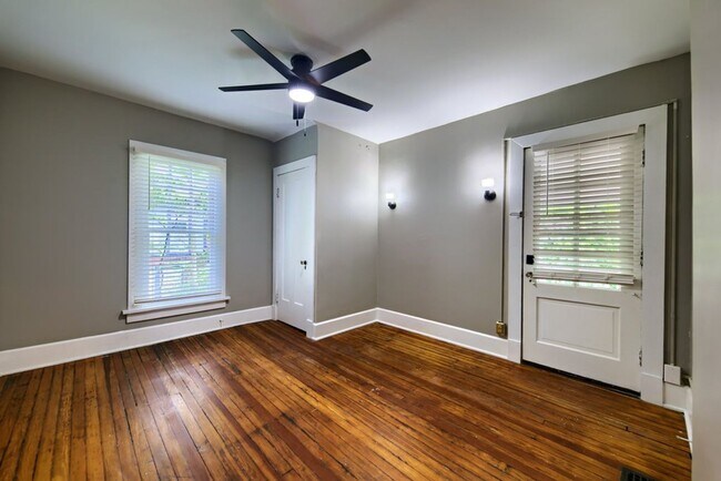 Building Photo - OSU Single Family House! Great Location!