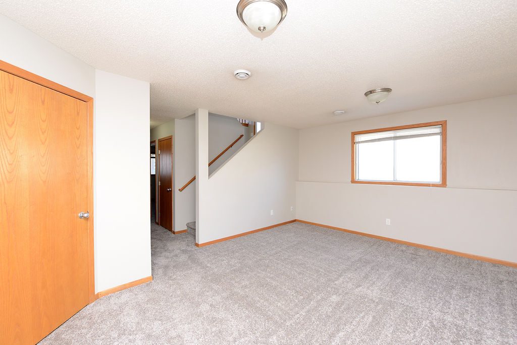 Building Photo - 5124 48th Ave S