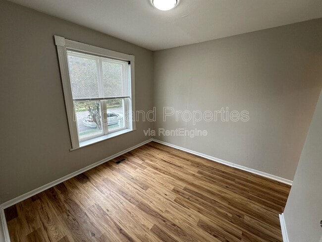 Building Photo - 4250 Castleman Ave