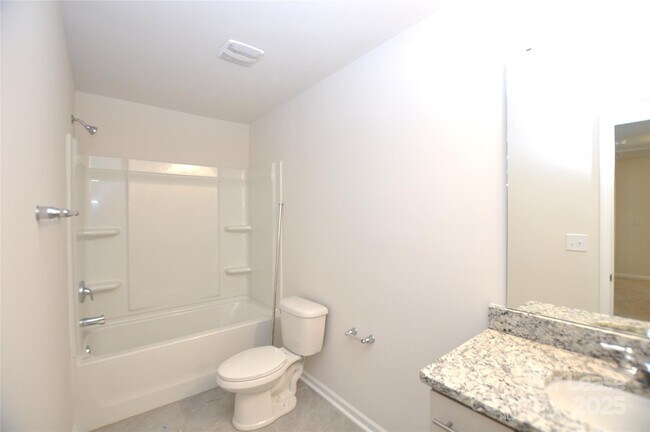 Building Photo - 8007 Oakmere Rd