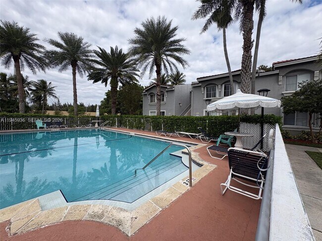 Building Photo - 4744 NW 114th Ave