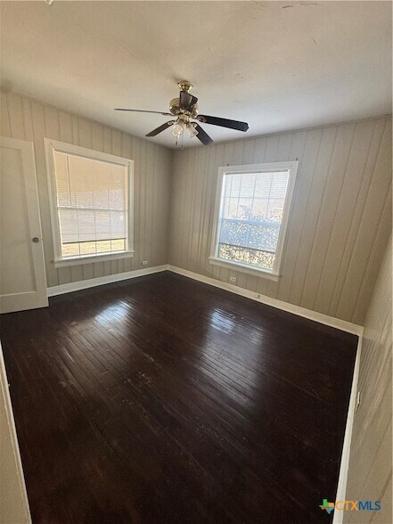 Building Photo - 209 Lackey St