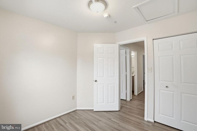 Building Photo - 10718 Kitchener Ct