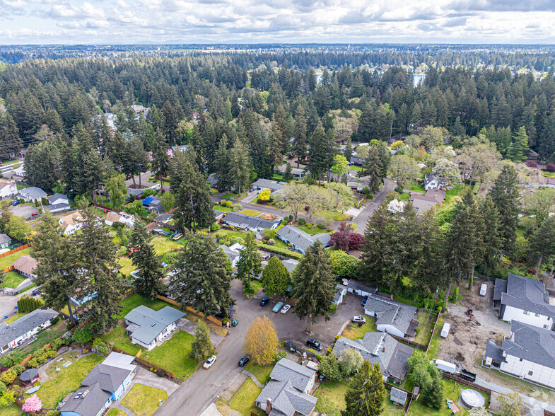 Building Photo - Sherwood Forest Apartments