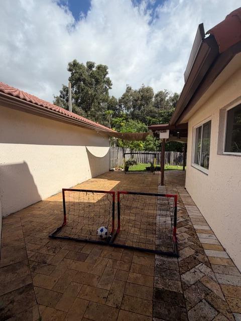 Building Photo - 15061 Norfolk Ln