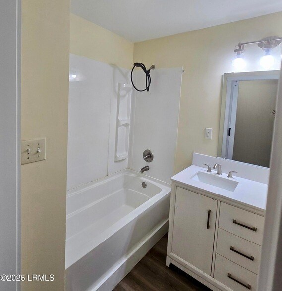 Building Photo - 22 Pine Grove Rd