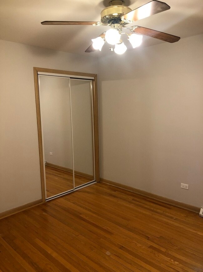 Building Photo - 2004 Milton Ave