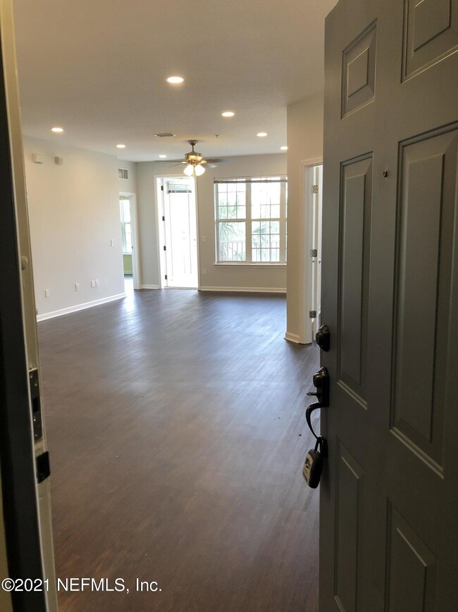 Building Photo - 11251 Campfield Dr