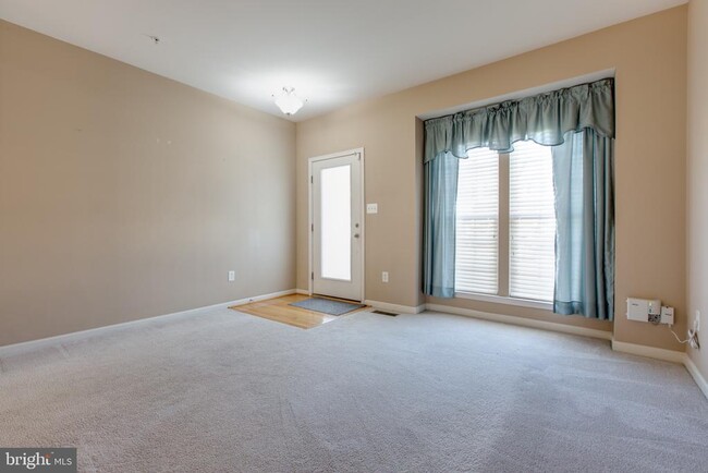 Building Photo - 7543 Maidenhead Dr