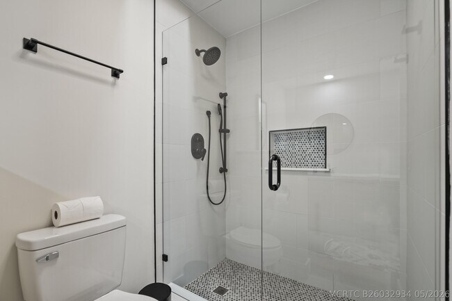 Building Photo - 13324 Bedford Mews Ct