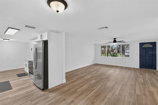 Building Photo - 5644 Berlin Dr