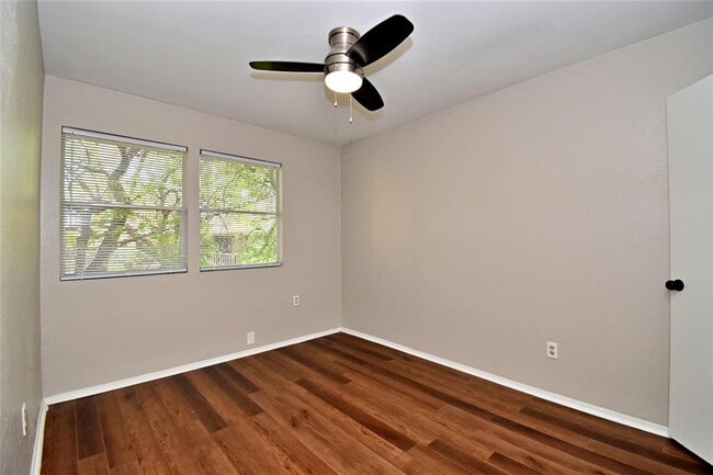 Building Photo - 4411 Whispering Valley Dr