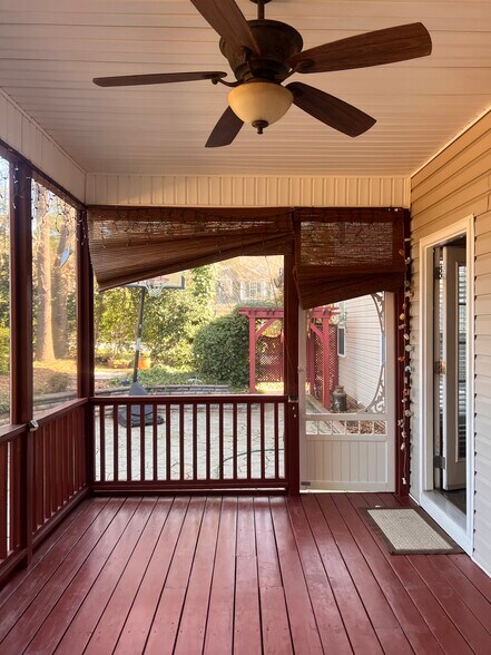 Building Photo - 4700 Porchaven Ln