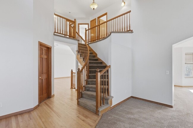 Building Photo - 4 Bed 2.5 Bath Home in Plum Creek of Castle Rock