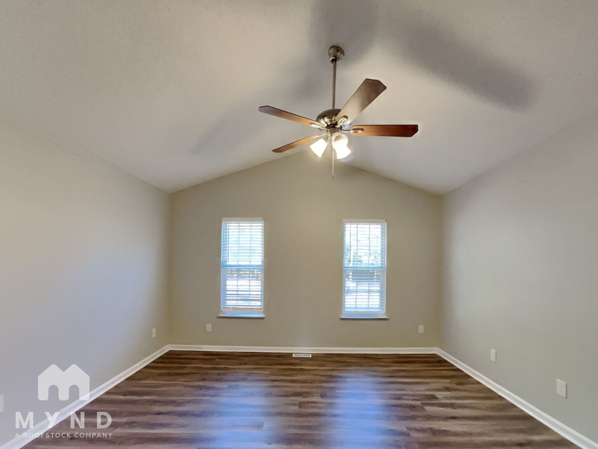 Building Photo - 7001 Lazy Breeze Cir