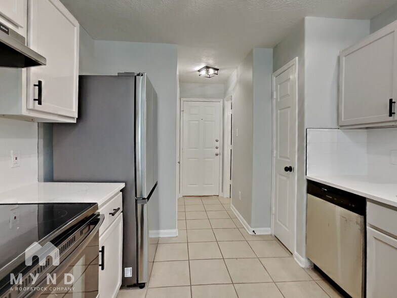 Building Photo - 13613 Bighorn Trail