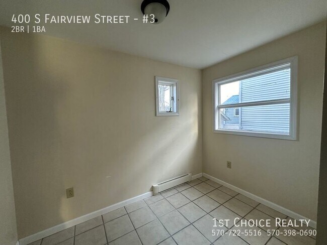 Building Photo - 400 S Fairview St