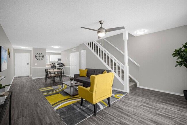 Building Photo - 13915 Heritage Club Dr