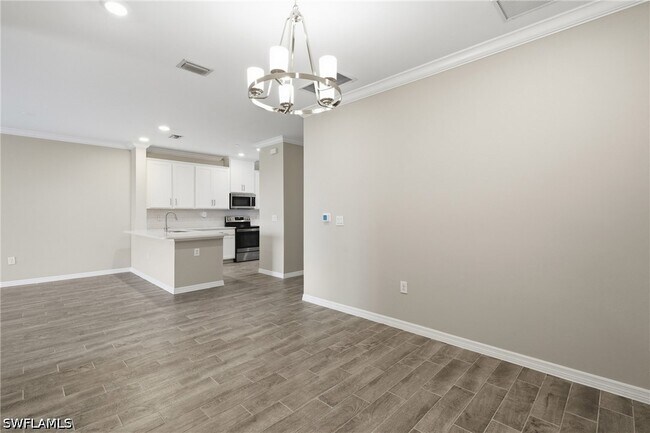 Building Photo - 11841 Venetian Lagoon Dr
