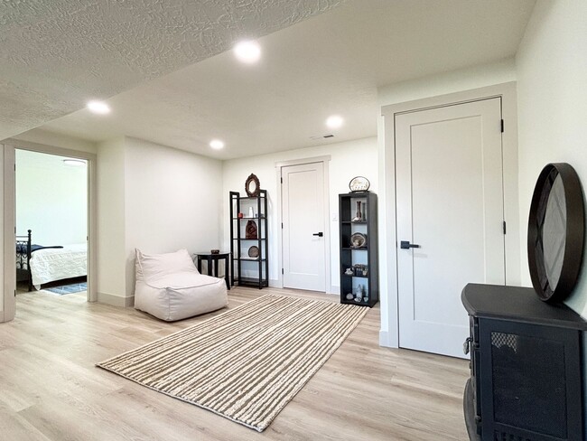Building Photo - Sundance Stunner Near Mueller Park Trail!