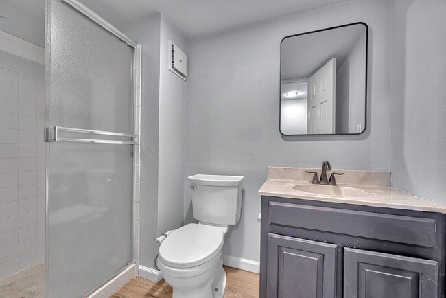 Building Photo - $3,600.00 - 4 Bedroom, 3.5 Bathroom, Singl...