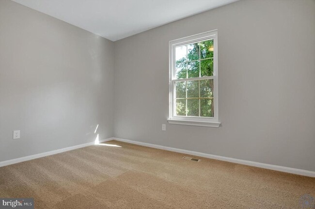 Building Photo - 2308 Wagon Wheel Ct
