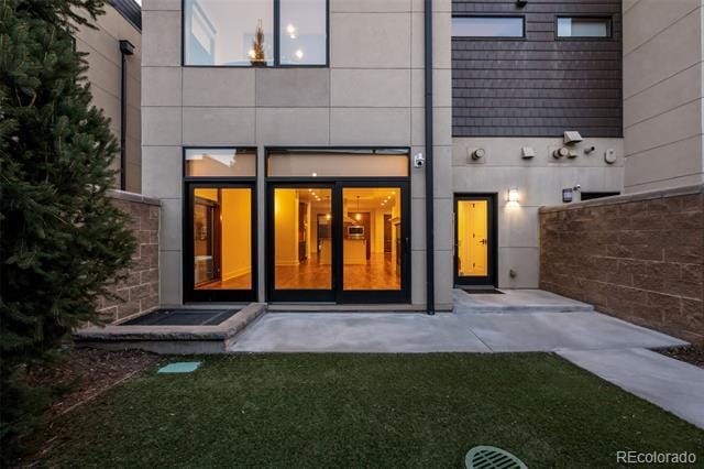 Building Photo - 360 Garfield St