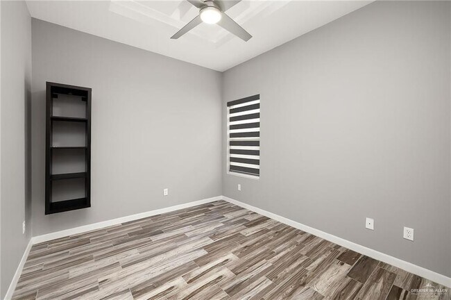 Building Photo - 4813 S 27th St