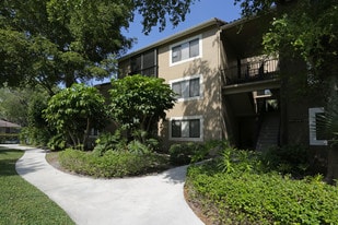 Building Photo - The Laurels at Jacaranda