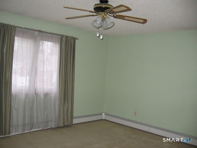 Building Photo - 219 Nichols Dr