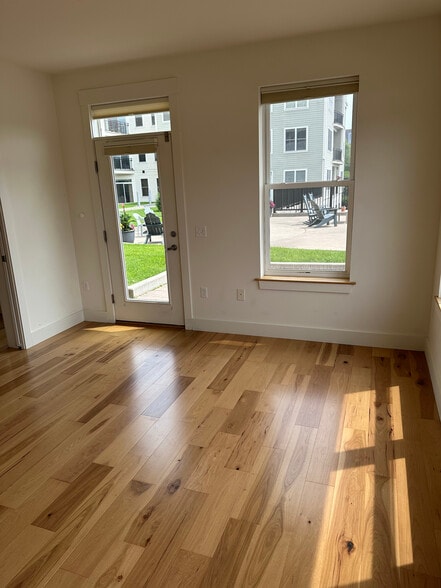 Building Photo - 60 Winooski Falls Way