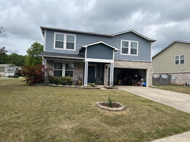 Primary Photo - 110 Tynedale Dr