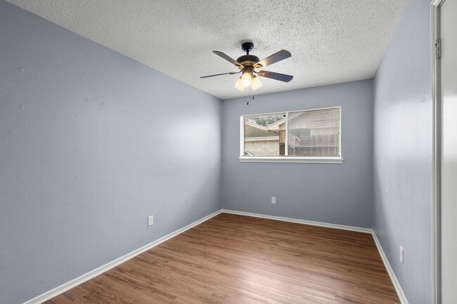 Building Photo - 7405 Carver Ave