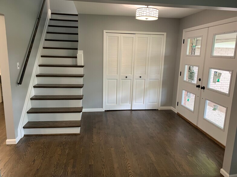 Building Photo - 38321 Foxcroft Blvd