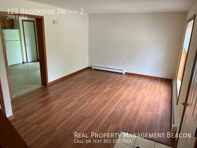 Building Photo - 123 Brookside Dr