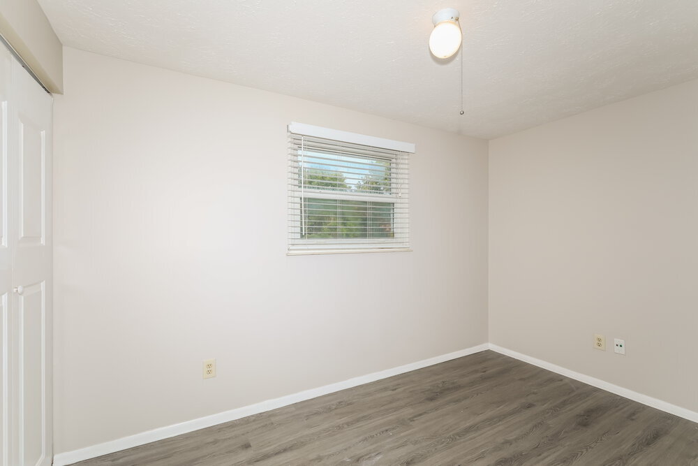 Building Photo - 8931 Squire Ct