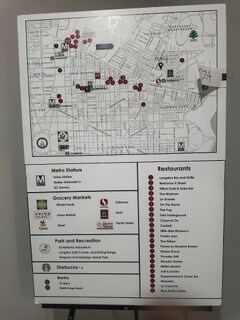 Building Photo - 824 18th St NE