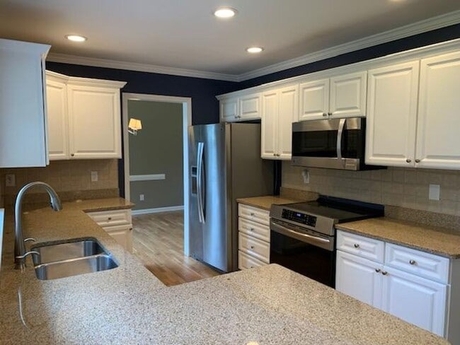 Building Photo - 2312 Kendricks Ct