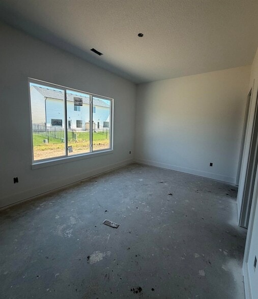 Building Photo - 1010 N Kansas St