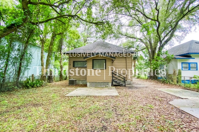 Building Photo - 3053 Gilmore St