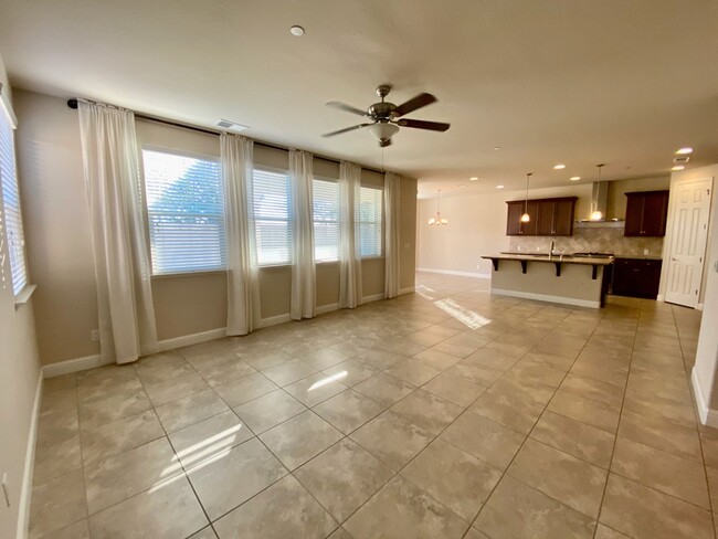 Building Photo - $2,750 3 Bd + Loft, Solar - Copper River G...