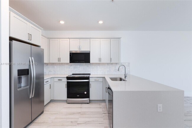 Building Photo - 17172 SW 2nd St