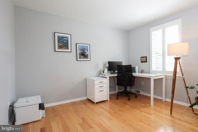 Building Photo - 206 Drakes Drum Dr