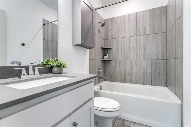 Building Photo - 253 McConathy Wy