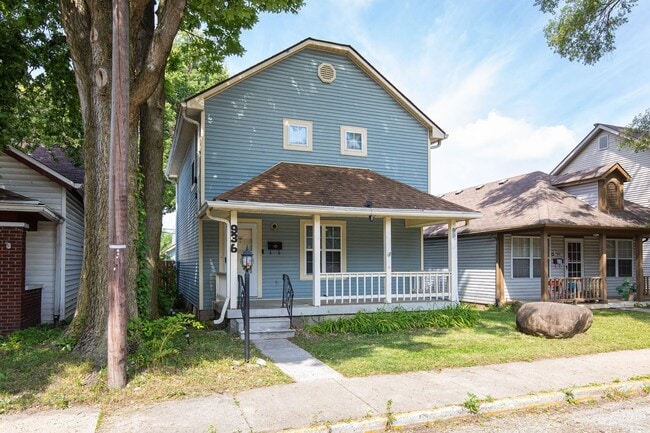 Building Photo - 936 Camp St